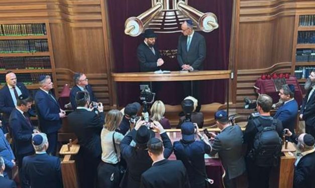 Germany’s Merz visits Berlin’s Chabad brass with officials in solidarity with rising antisemitism