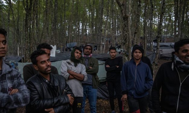 Croatian police find bodies of four migrants near Slovene border, aid 15 others