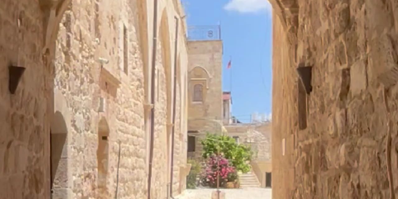 Armenian Quarter residents descend from genocide survivors, bishop says ahead of exclusive tours
