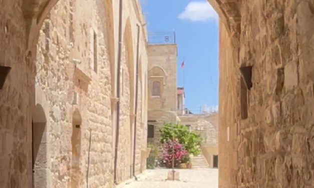 Armenian Quarter residents descend from genocide survivors, bishop says ahead of exclusive tours