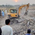 Twelve Pakistani police officers killed in car bombing, ambush in Bannu
