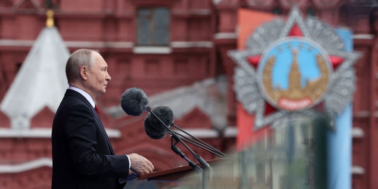 Ukraine, Russia trade accusations of violating US-backed ceasefire
