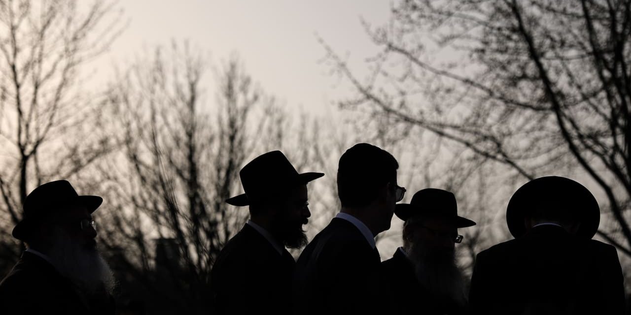 EJA seeks protected minority status for Europe Jews to tackle antisemitism, protect Jewish practice