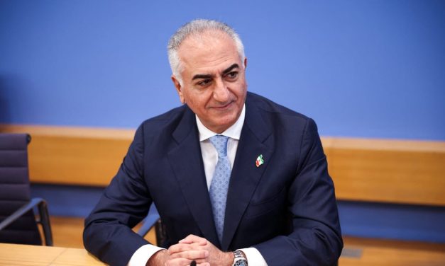 ‘You cannot have it both ways’: Crown Prince Reza Pahlavi urges US to back regime change in Iran