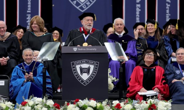 Amb. Huckabee honored at Yeshiva University, delivers commencement speech to grads