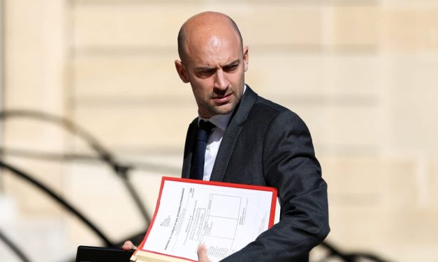 French Foreign Minister calls for UNSC ’emergency meeting’ over Israel’s operations in Lebanon