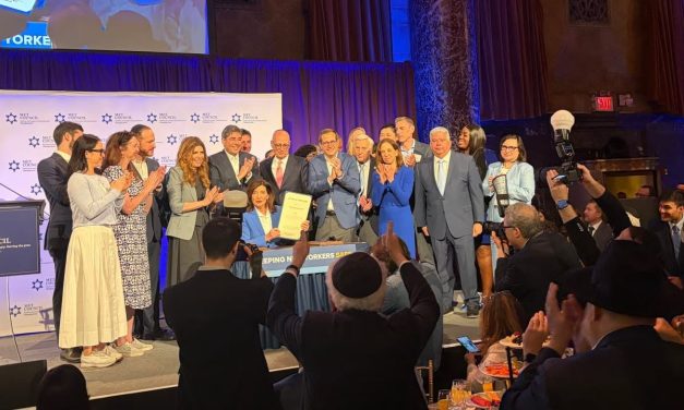 New York Democratic stalwarts show support for Israel even as Mamdani skips parade
