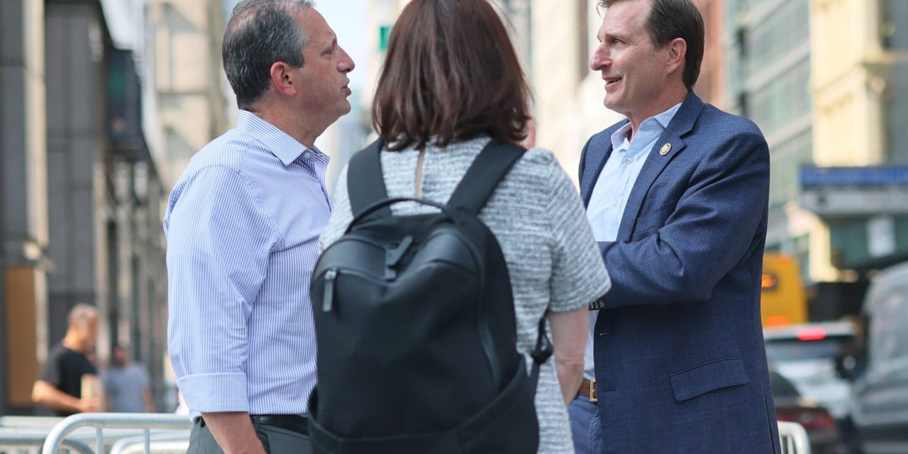 Poll shows wide lead for Brad Lander as he and Dan Goldman weigh in on food coop’s possible Israel boycott
