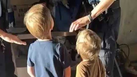 French children, 4 and 5, found alone in Portugal woods after parents left them blindfolded