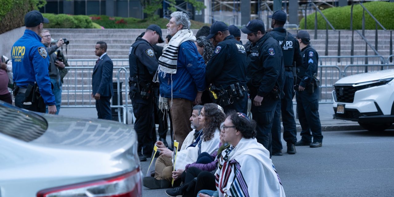 Rabbis arrested during Jewish-led anti-ICE protest in NYC