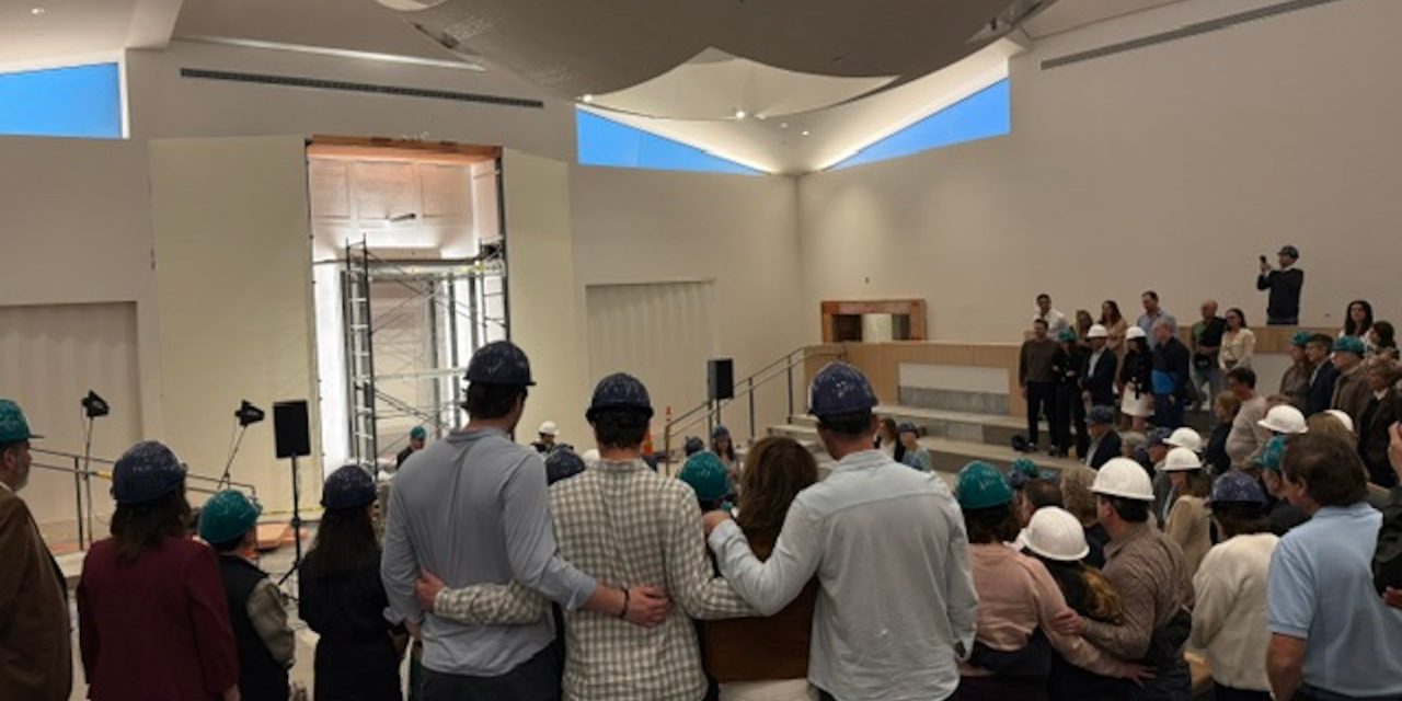 Pacific Palisades Jews, displaced by fire, reopen their synagogue as part of returning home