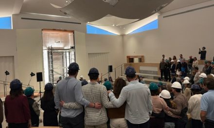 Pacific Palisades Jews, displaced by fire, reopen their synagogue as part of returning home