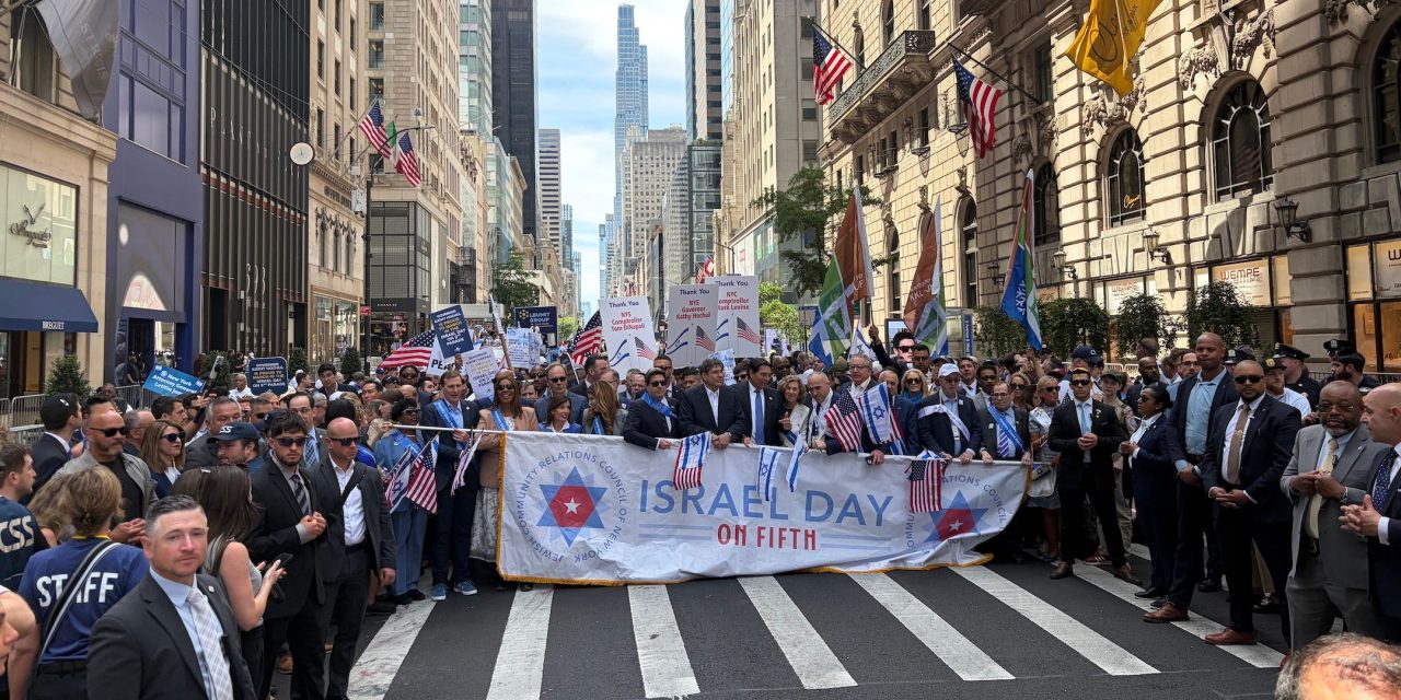NY Democratic stalwarts show support for Israel even as Mamdani skips parade