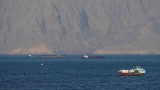 Iran, Oman test toll plan in Hormuz showdown