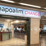 Hapoalim profit stays high even after new tax