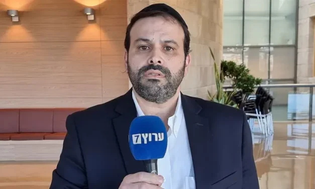 Shas MK attacks Deputy AG: ‘He is behind the sanctions on haredim’
