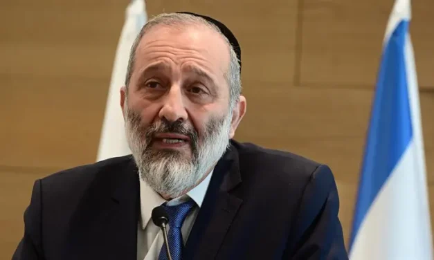 Shas distances itself from rabbi who criticized Chief of Staff