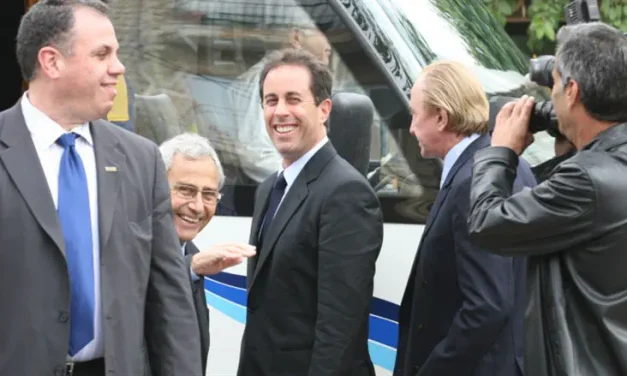 Seinfeld’s response leaves anti-Israel troll speechless