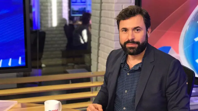 Senior left-wing figure leaves Yair Golan for Eisenkot