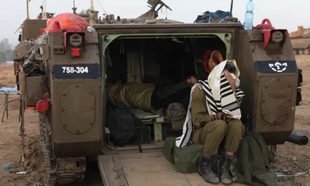 Women in the IDF: Minister Katz directs IDF to avoid conflict with religious public