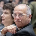 Open letter urges Supreme Court judge to reduce controversy