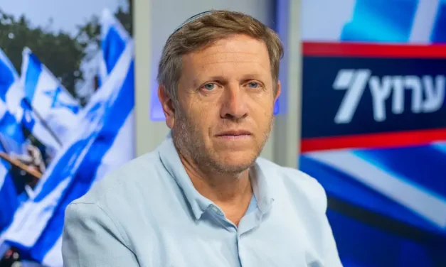 Bereaved father responds to Rabbi Yitzhak Yosef: This is Torah?