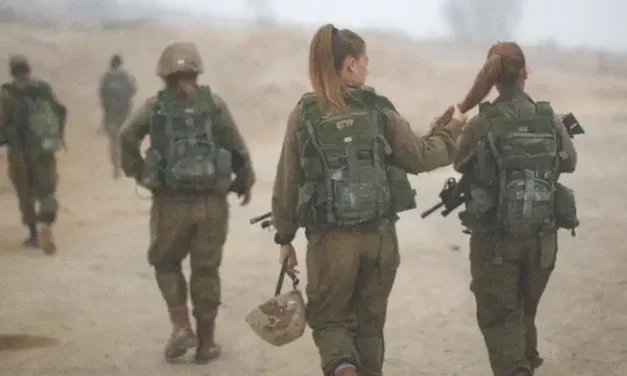 Poll: Religious enlistment more important  than mixed-gender units