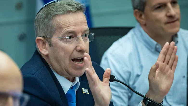 Goldknopf slams Cabinet Secretary over haredi draft remarks