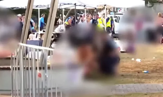 Australia: Bondi Beach hero faces accusations