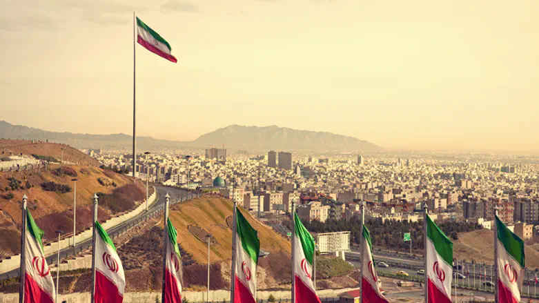 Hardliners in Iran denounce US deal as ‘dishonorable compromise’