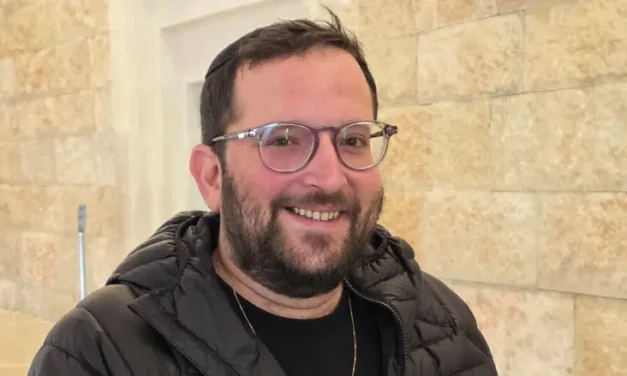 Indictment filed against Netanyahu adviser Yonatan Urich