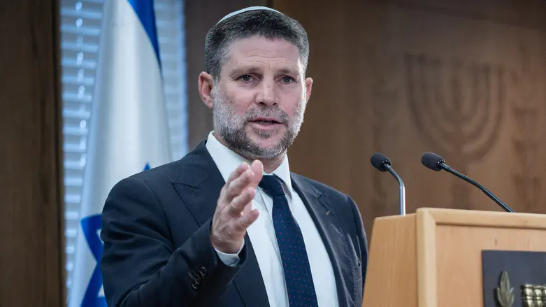 6 countries announce sanctions on Bezalel Smotrich