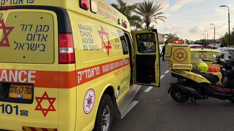 3-year-old boy falls down stairs and dies; police investigating