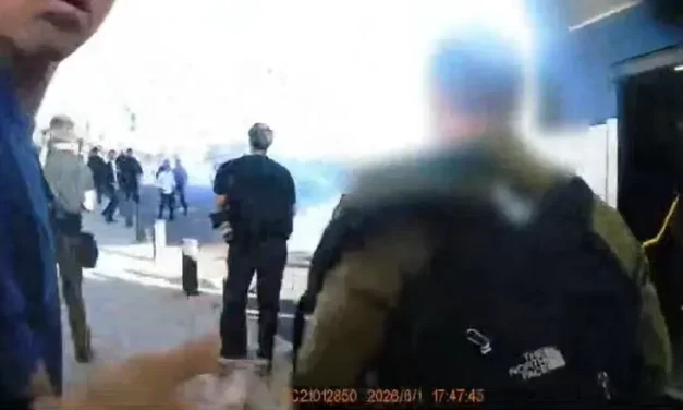 Bodycam footage: Police rescue soldier from haredi rioters