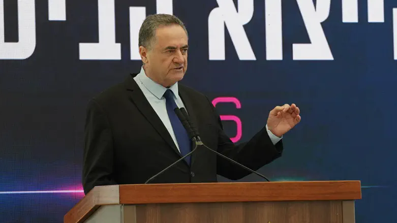 Defense Minister: If attacks continue, we’ll strike Beirut