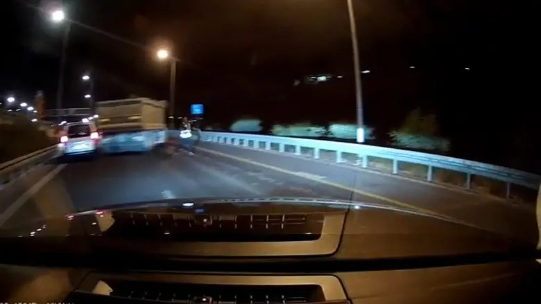 Watch: Truck trailer detaches during journey