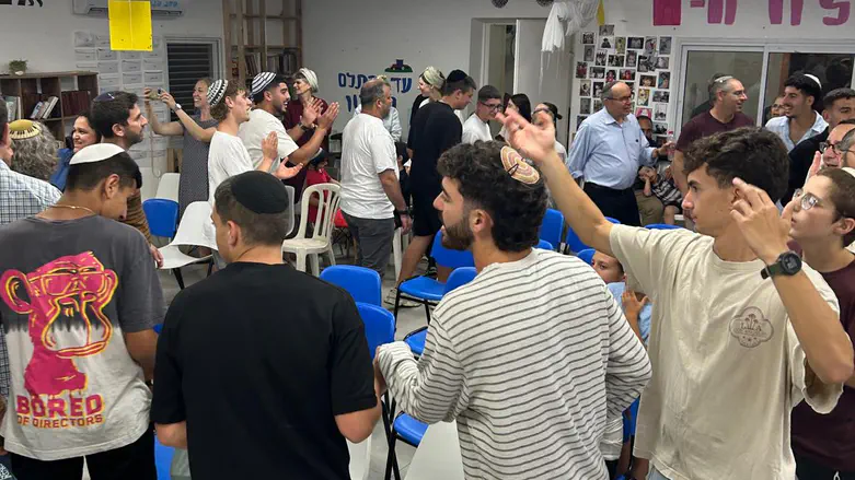 How a Torah Scroll saved from Kristallnacht made its way to Kibbutz Nahal Oz