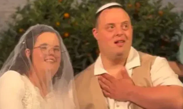 A wedding that shattered stigmas: Special couple weds