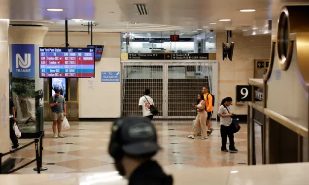NYC: Five wounded in Penn Station stabbing rampage