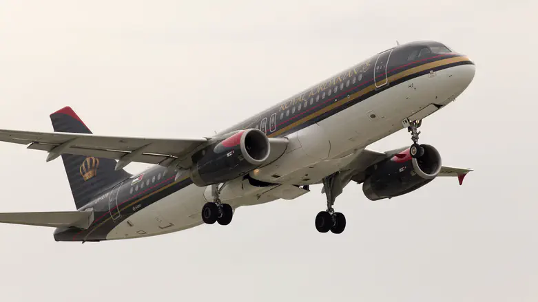 Royal Jordanian pilot sparks outrage with mid-flight remarks