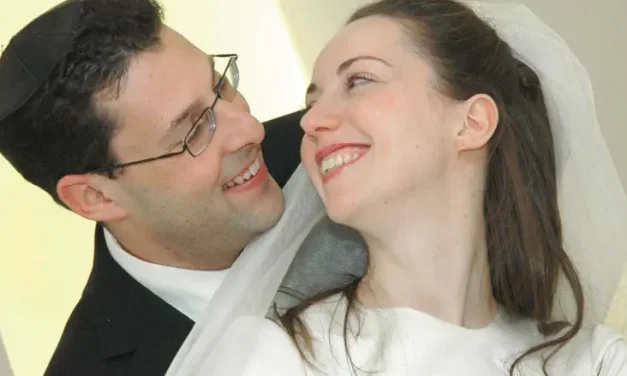 Co-Founder Finds His Bashert on JWed!
