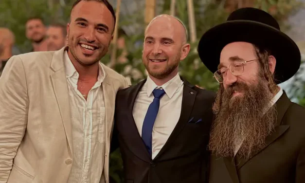 ‘Don’t forget to invite me’: promise from the shiva fulfilled under the chuppah