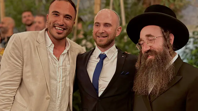 ‘Don’t forget to invite me’: promise from the shiva fulfilled under the chuppah