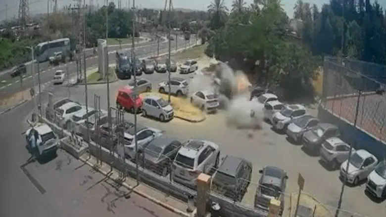 Security camera captures moment of assassination in Holon