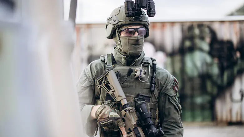 Overnight operation in Shechem: Hamas terrorists arrested, bomb-making materials seized