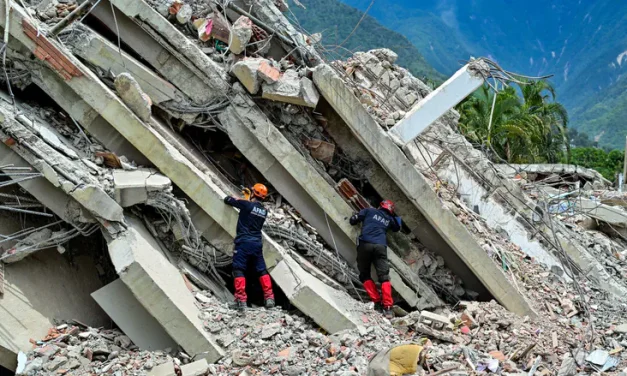 Man rescued after 5 days under rubble following El Salvador earthquake