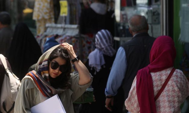 Women seemingly forced to sell hair to survive in Iran, following Armenian smuggling attempt