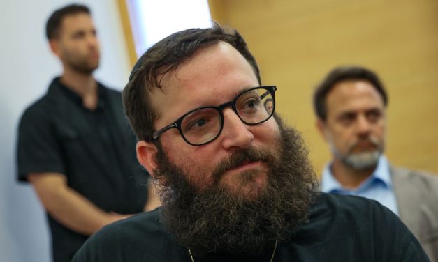 Netanyahu aide Urich indicted for passing on classified information