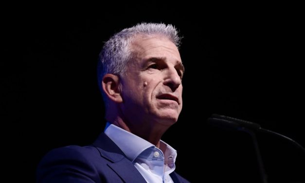 Herzog awards Mossad, IAI, IAF prize for capability-expanding classified system – exclusive