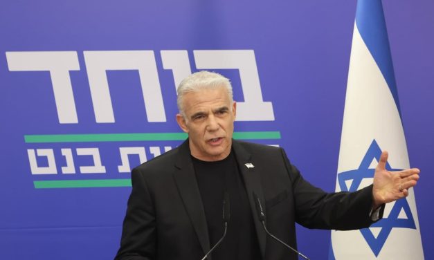 Netanyahu fails to hold security assessment with Lapid, contrary to law